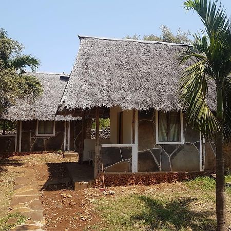 Shimoni Gardens Cottages Extérieur photo